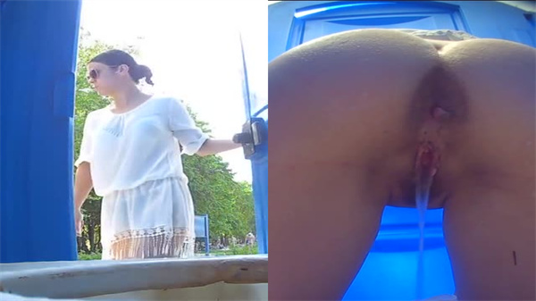 海滩度假区女公厕换衣偷拍，后位镜头激情一览无余！